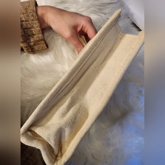 Chloe Makeup Cosmetic bag - Picture 5 of 7